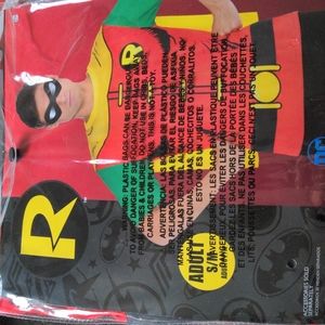 Robin Shirt with Cape Costume, s/m